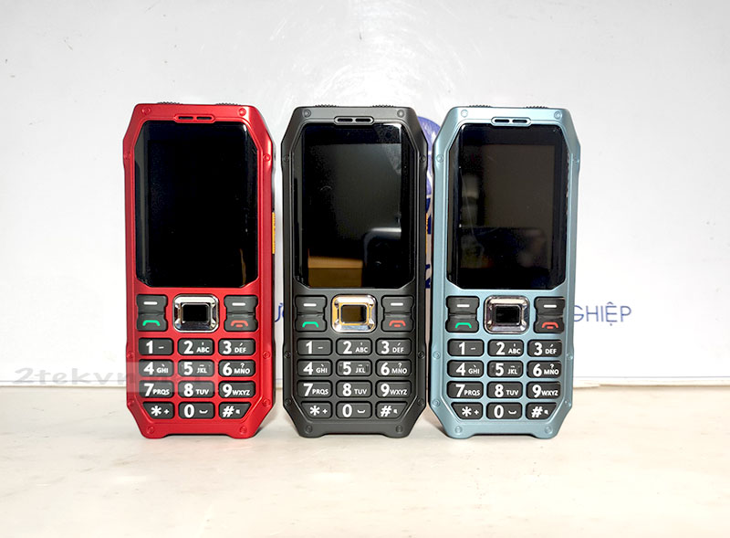 Soyes K80 được thiết kế với 3 màu sắc để lựa chọn là: đỏ, đen và xám